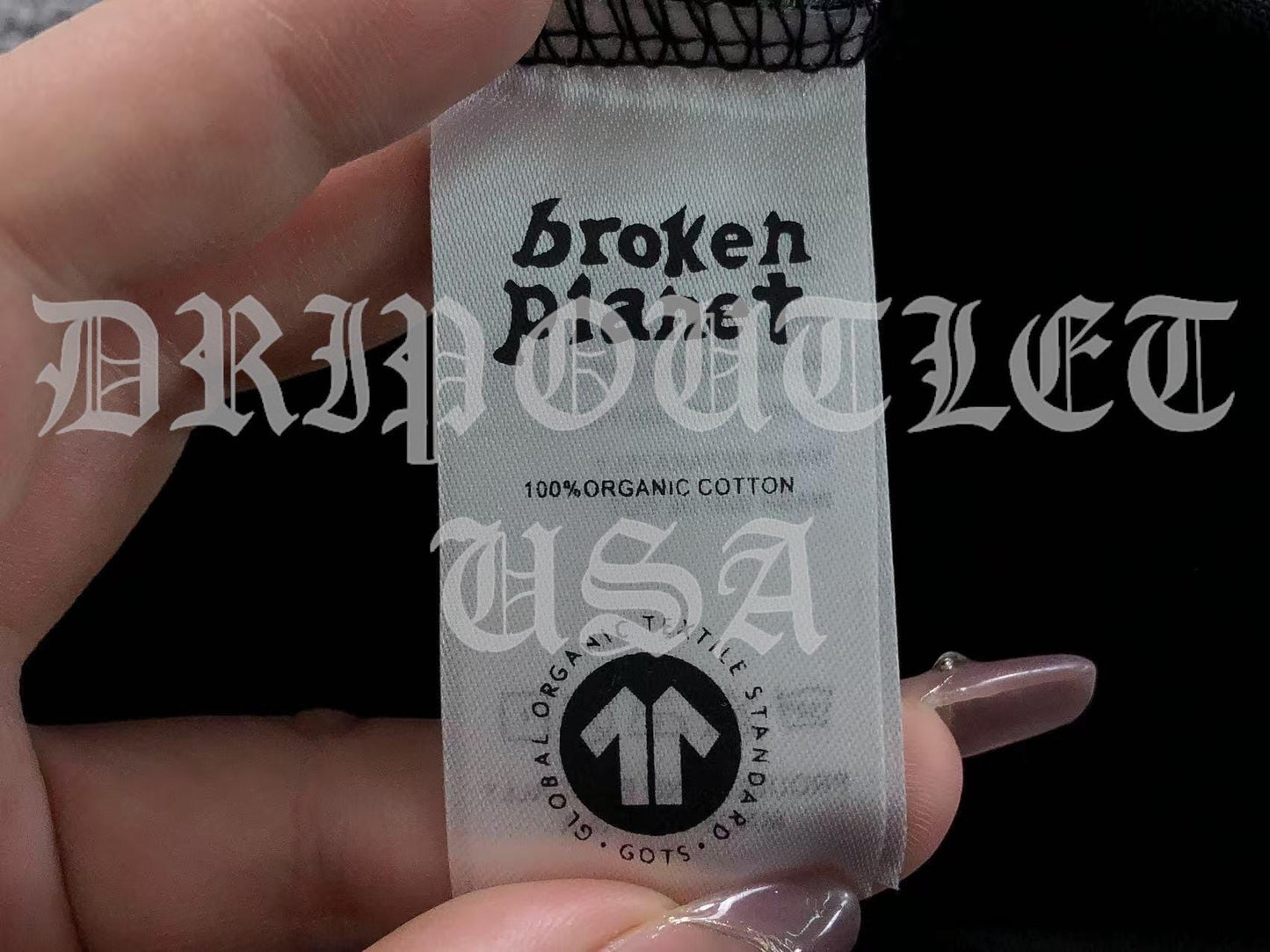 Broken Planet "Hell Gate Give You Happiness" Pink Bat Tee-Shirt - Black / Pink