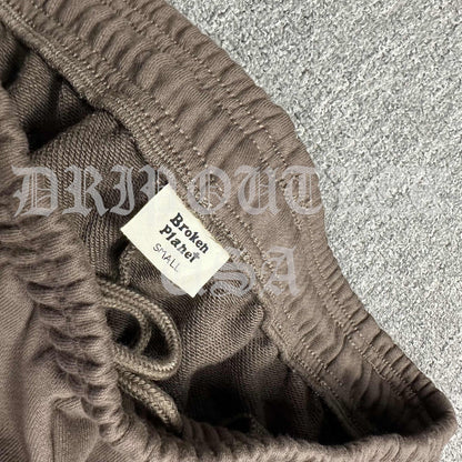 Broken Planet Joggers/Sweatpants - Brown