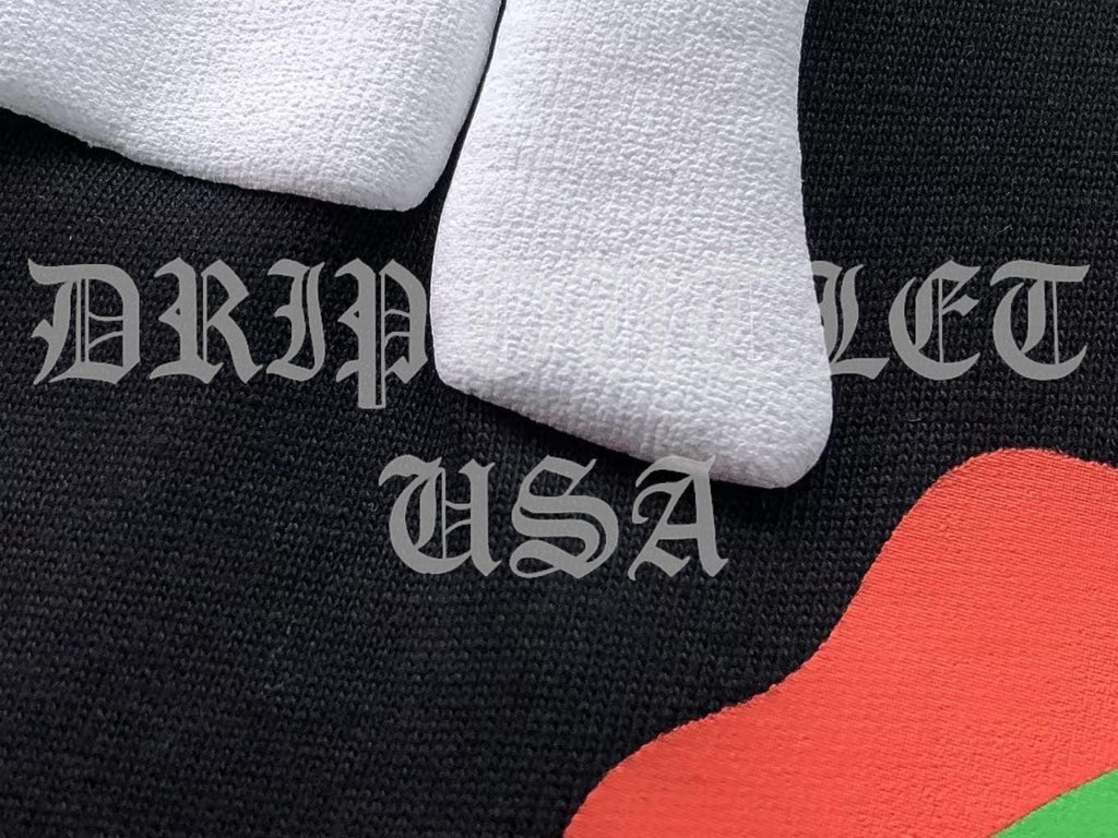 Broken Planet "Hell Gate Give You Happiness" Pink Bat Tee-Shirt - Black / Pink