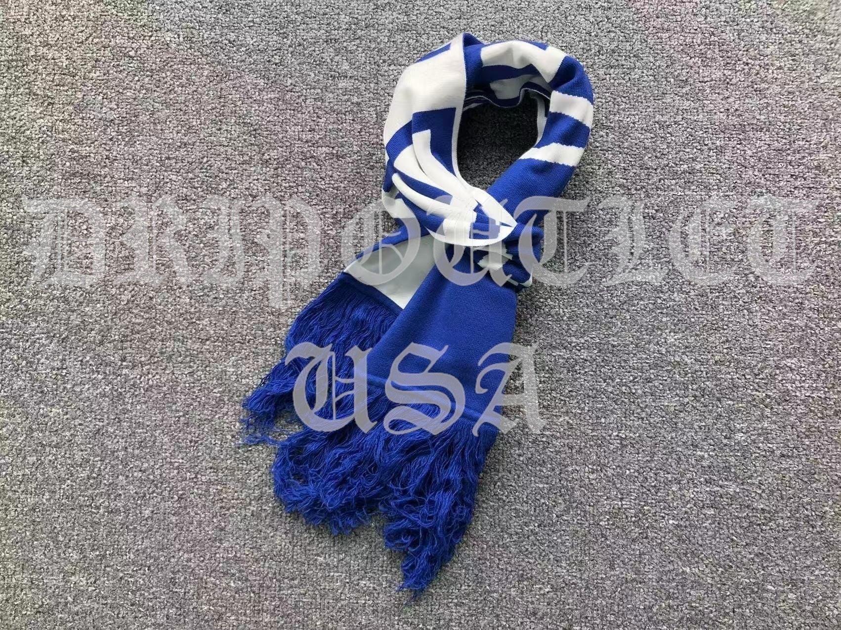 VETEMENTS "VETEMENTS" Scarf - Black / Blue / Pink / Yellow