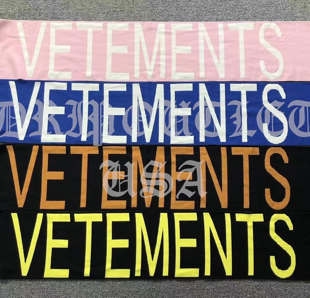 VETEMENTS "VETEMENTS" Scarf - Black / Blue / Pink / Yellow