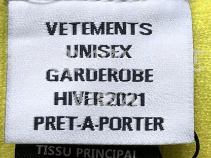 VETEMENTS "VETEMENTS" Scarf - Black / Blue / Pink / Yellow