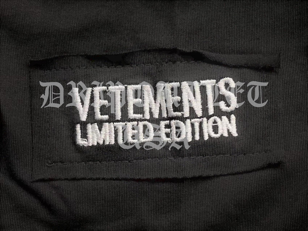 VENETEMENTS Occult Pentagram Satan Devil Tee-Shirt - Black