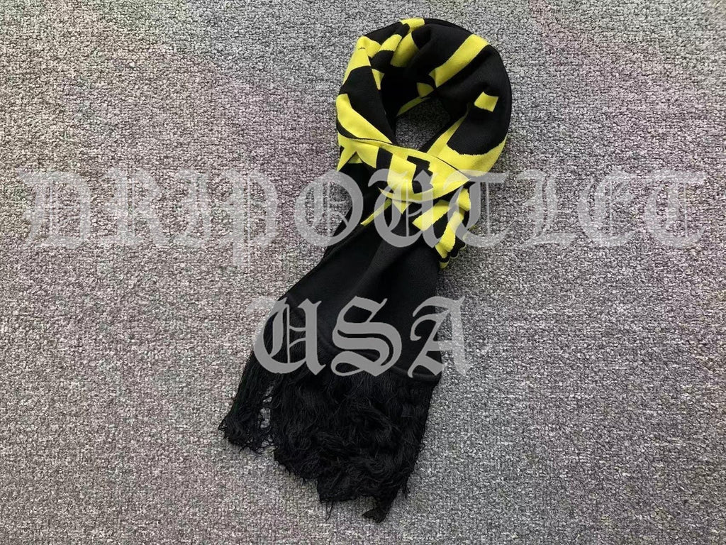 VETEMENTS "VETEMENTS" Scarf - Black / Blue / Pink / Yellow